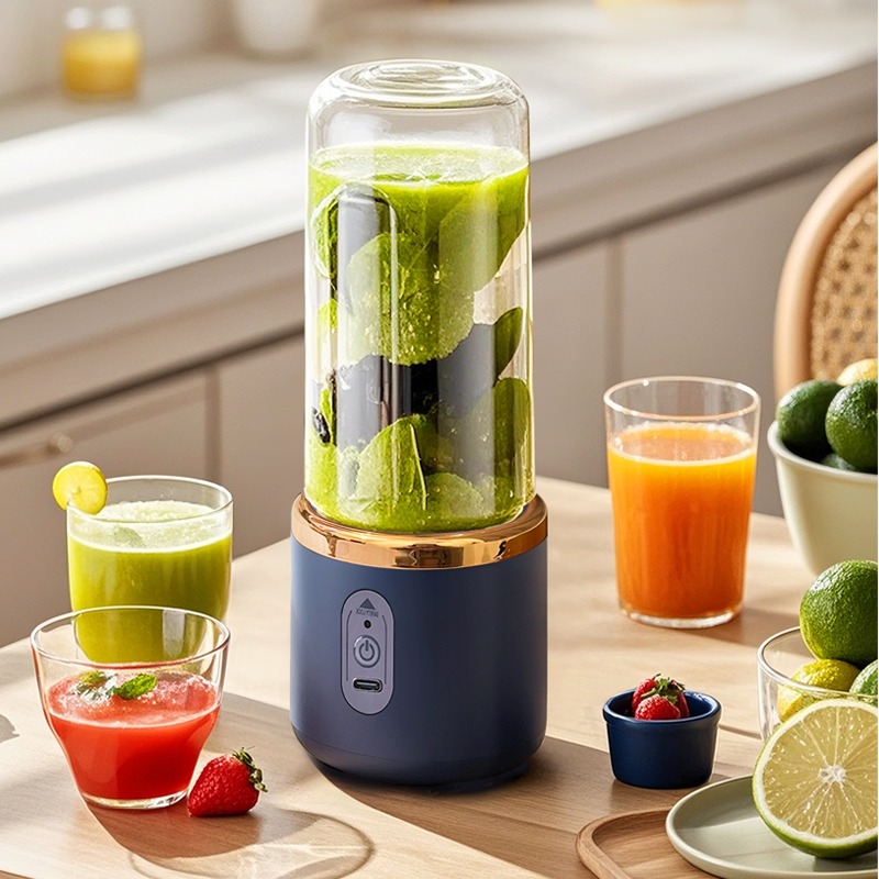 Portable Blender Usb Rechargeable - 小型USB充電式ポータブルブレンダー。スムージー、シェイク、プロテインドリンクなどに最適なパーソナルジューサーカップ。旅行、自宅、ジム、オフィスで使用可能。