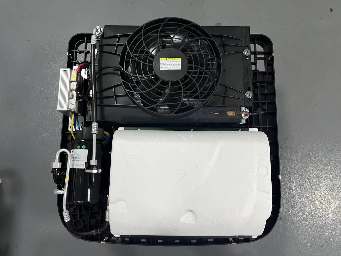 優れた12V 24V DCインバーターコンプレッサーRVエア - Air Conditioners のレビューと価格
